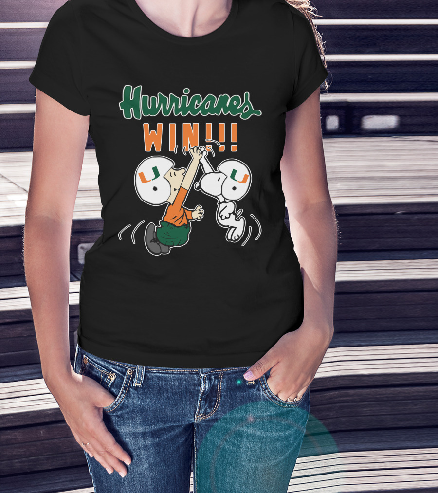 Hurricanes Win Miami Peanuts Characters Charlie Brown Snoopy Helmets T-Shirt