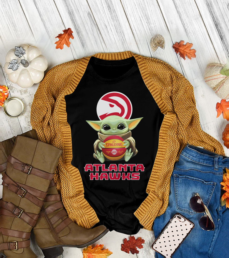 Atlanta Hawks Baby Yoda With Spalding Basketball And Hawks T-Shirt