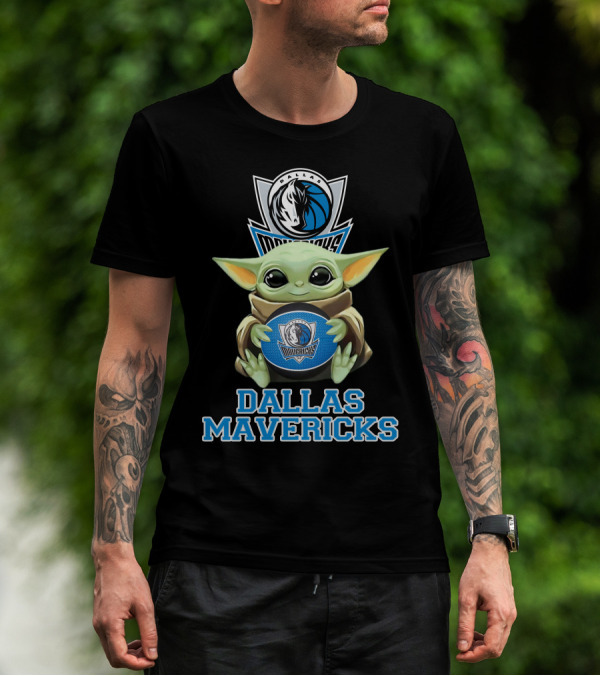 Dallas Mavericks Baby Yoda Holding Basketball T-Shirt