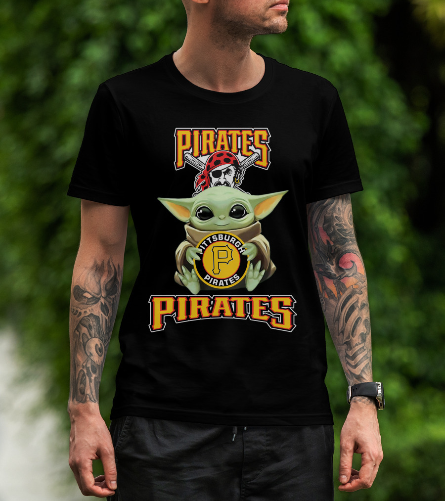 Pittsburgh Pirates Baby Yoda Holding Baseball T-Shirt