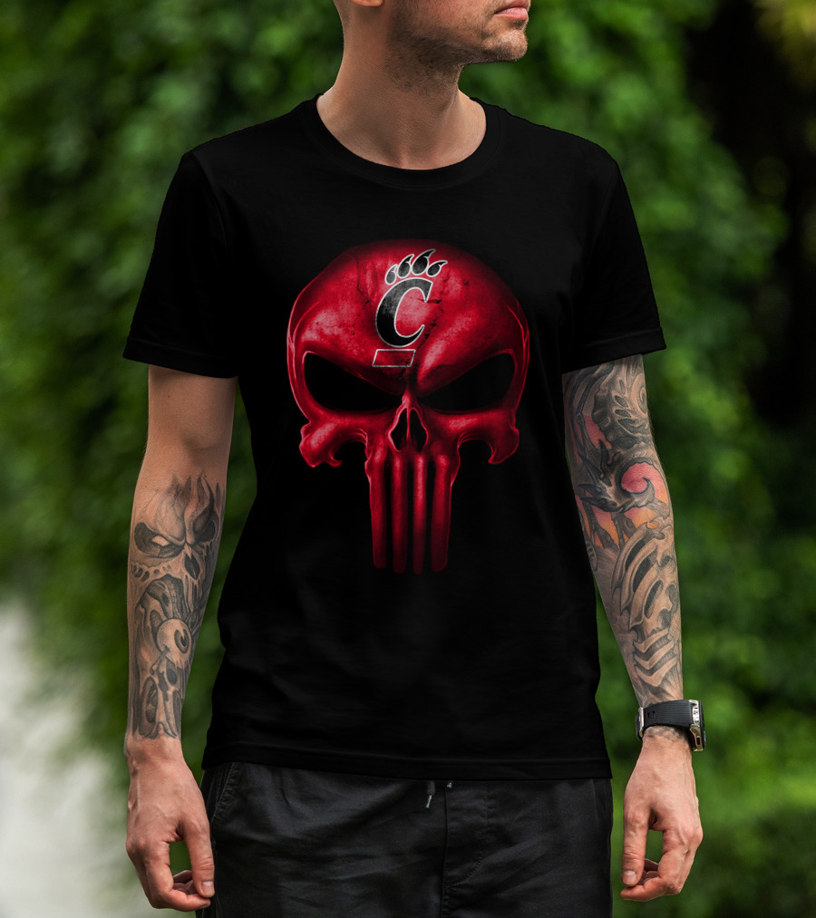Cincinnati Bearcats Punisher Skull T-Shirt