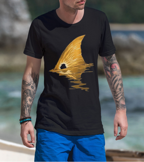 BACK PRINT Tailing Redfish Red Drum Fin T-Shirt