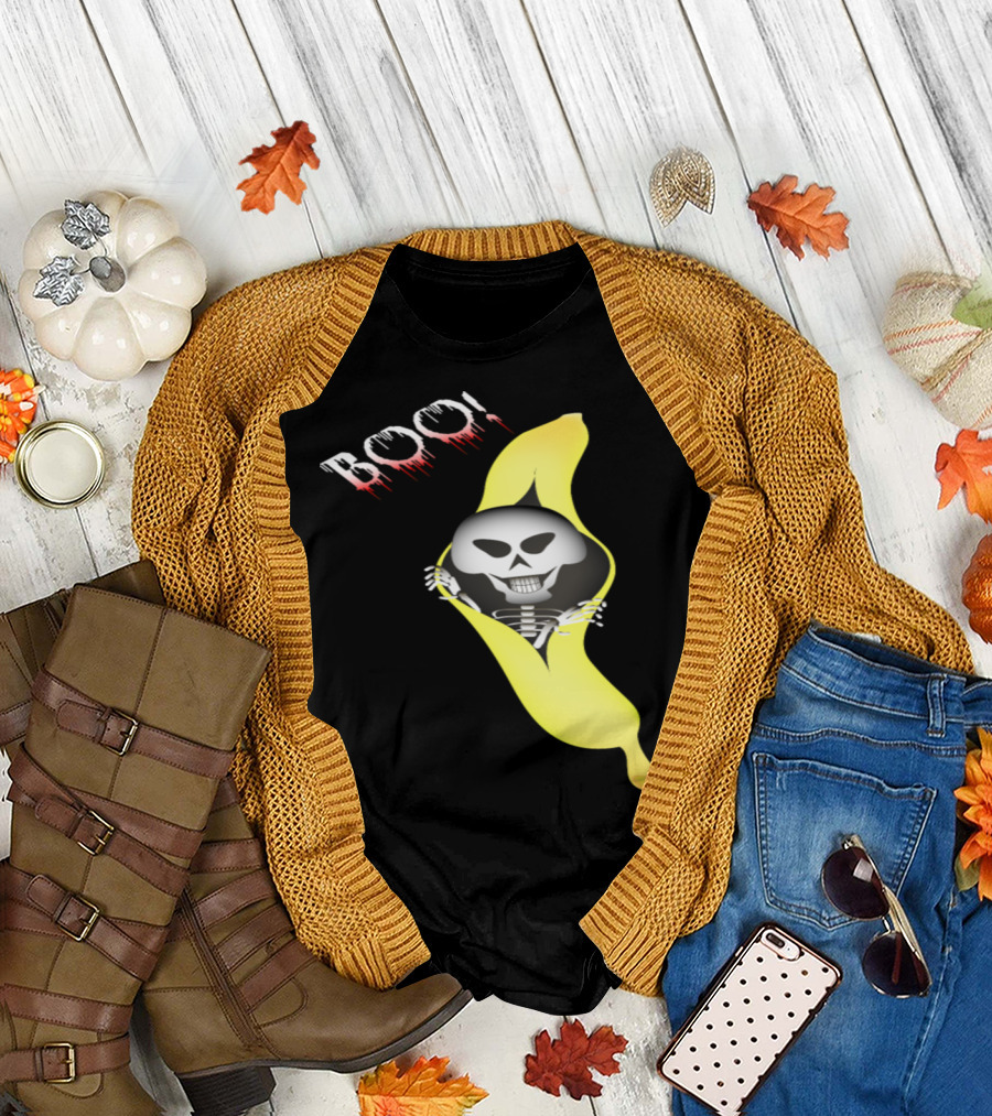 Boo Scary Skeleton Banana Halloween Trick or Treat T-Shirt