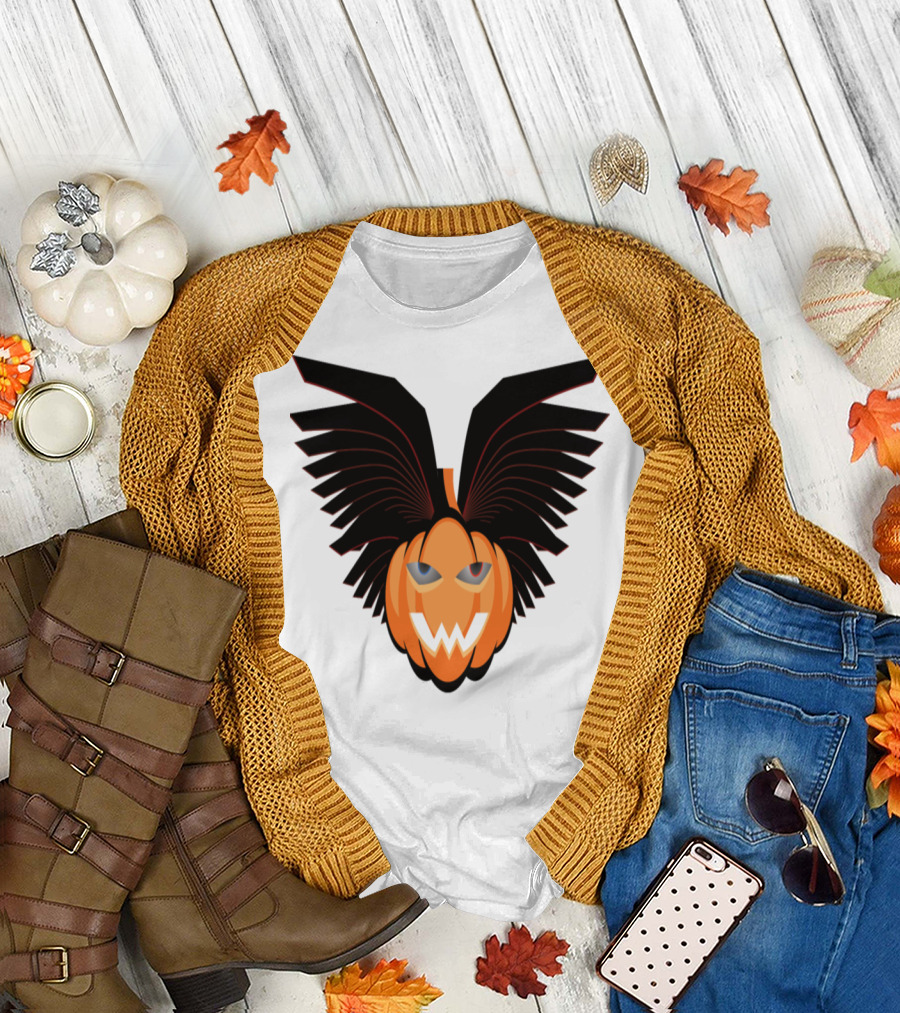 Pumpkin Wings Halloween Jack-O-Lantern with Black Bat Wings T-Shirt
