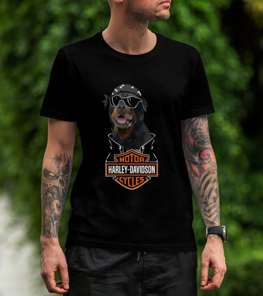 Rottweiler Harley Davidson Motorcycles Biker Bandana And Sunglasses T-Shirt