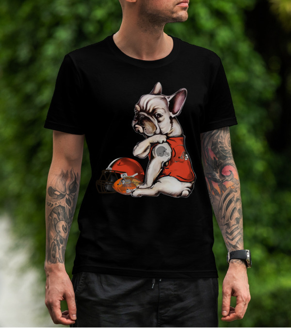 Cleveland Browns Pug Football Helmet And Jersey T-Shirt