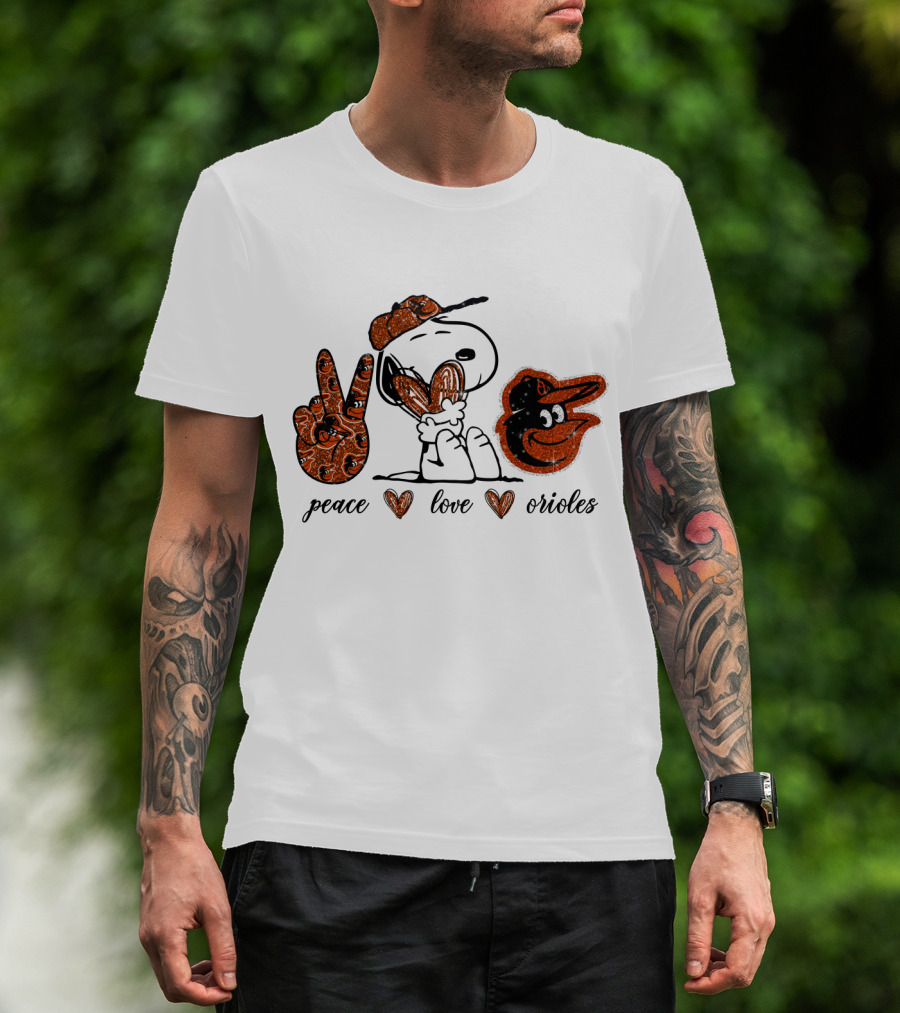 Peace Love Orioles Snoopy Cheerful Baltimore Baseball Spirit T-Shirt