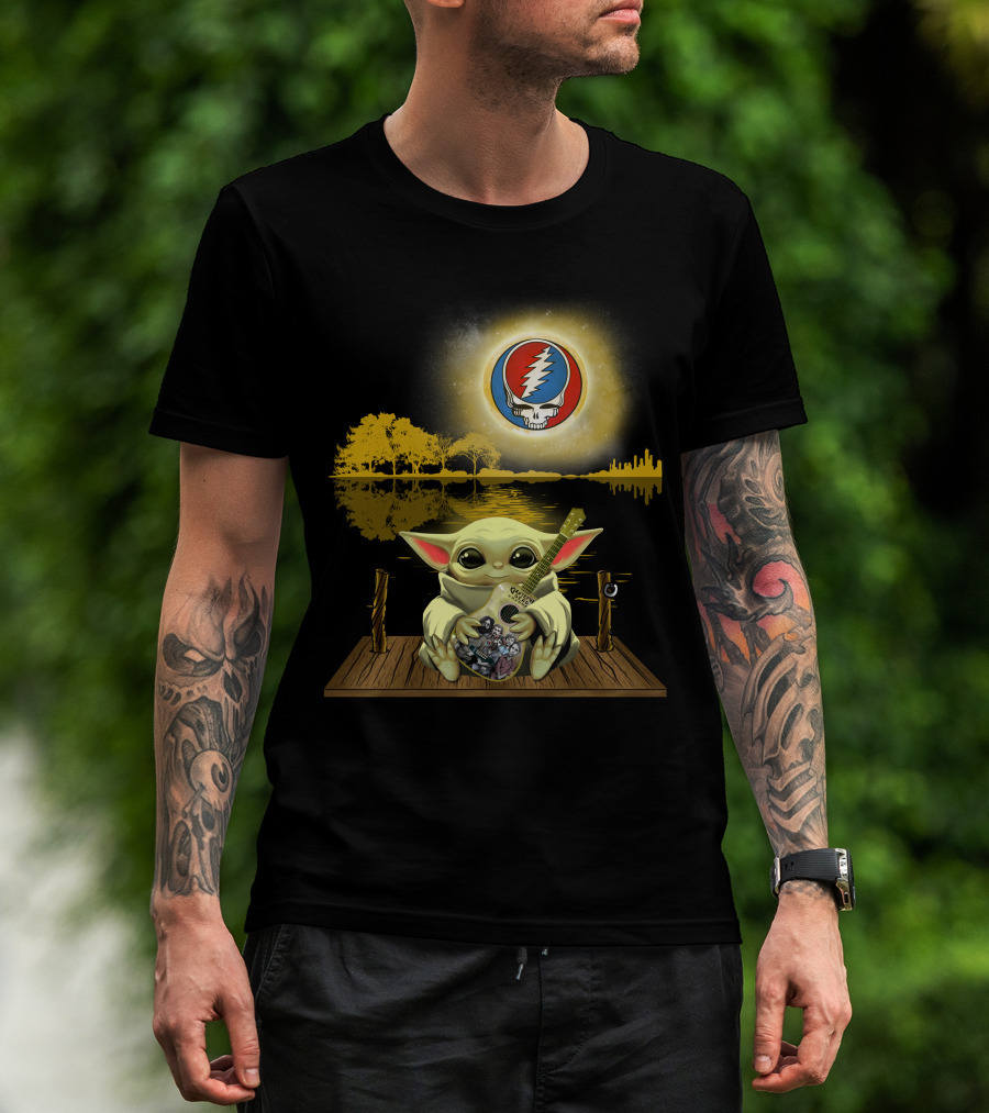 Grateful Dead Lightning Skull With Baby Yoda Playing Guitar On Dock And Sunset T-Shirt