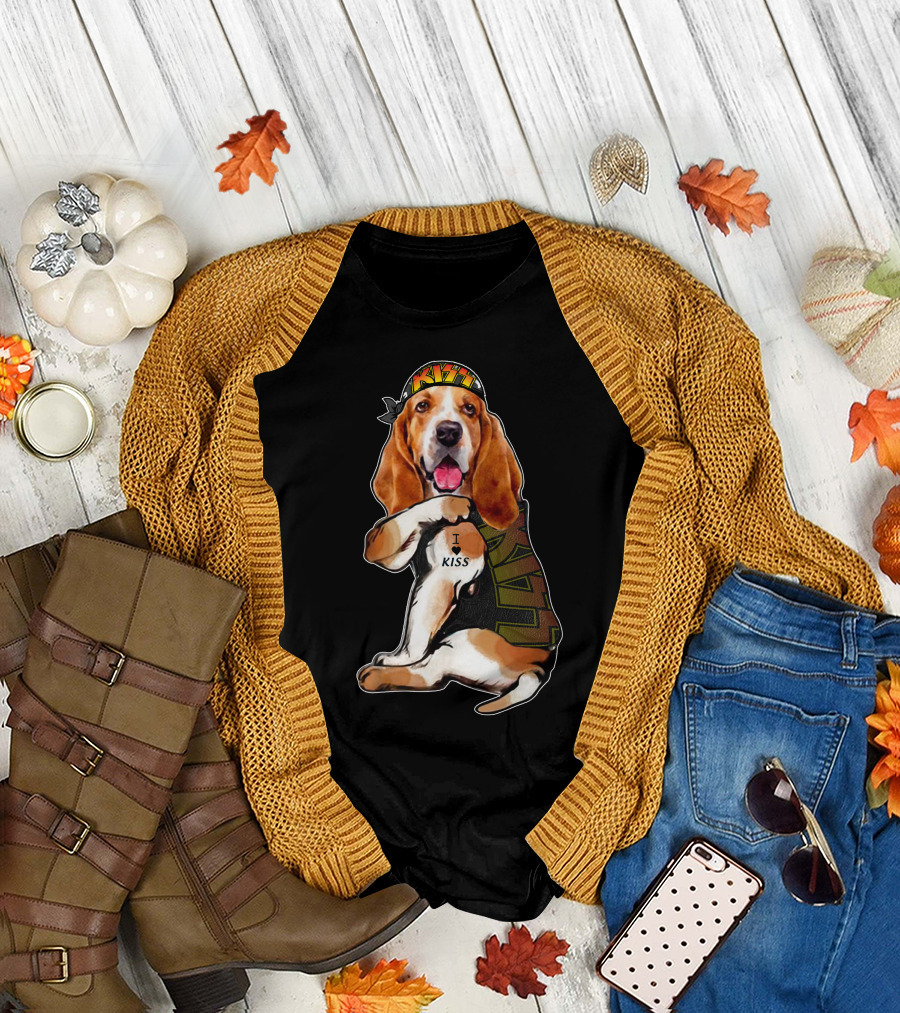 I Love KISS Bandana Basset Hound Lays I Heart KISS T-Shirt
