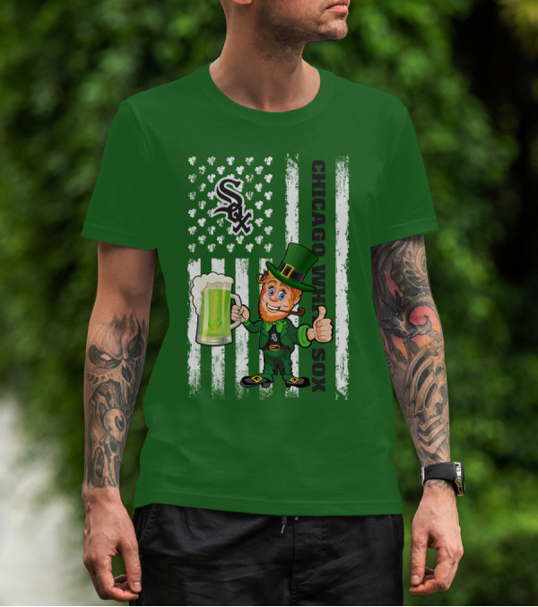Chicago White Sox St Patrick's Day Leprechaun With Shamrock Beer And American Flag T-Shirt