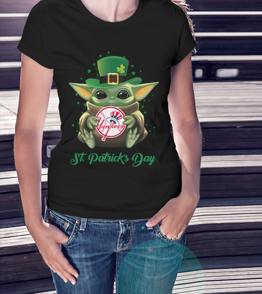 Yankees Baby Yoda St. Patrick's Day T-Shirt