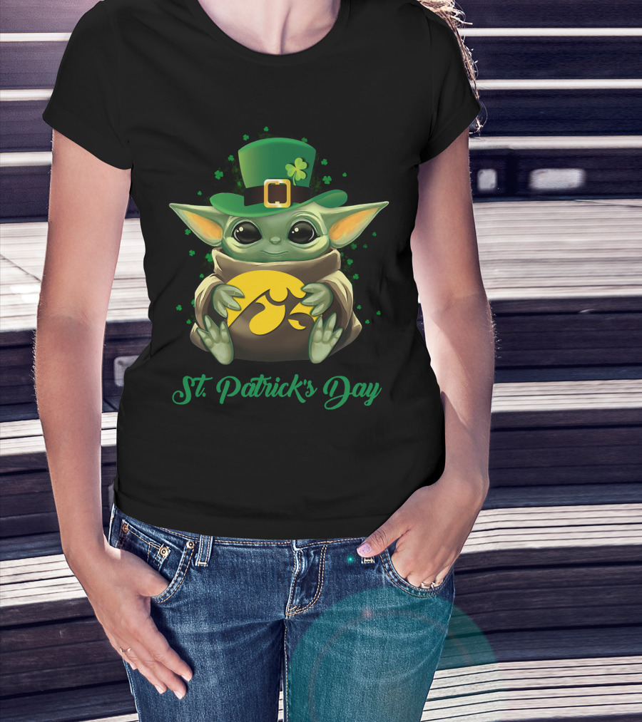St. Patrick's Day Baby Yoda Iowa Hawkeyes T-Shirt