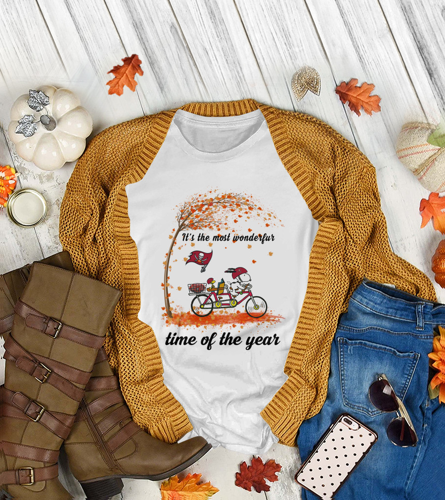Tampa Bay Buccaneers It's The Most Wonderful Time Of The Year Autumn Snoopy Bicycle T-Shirt