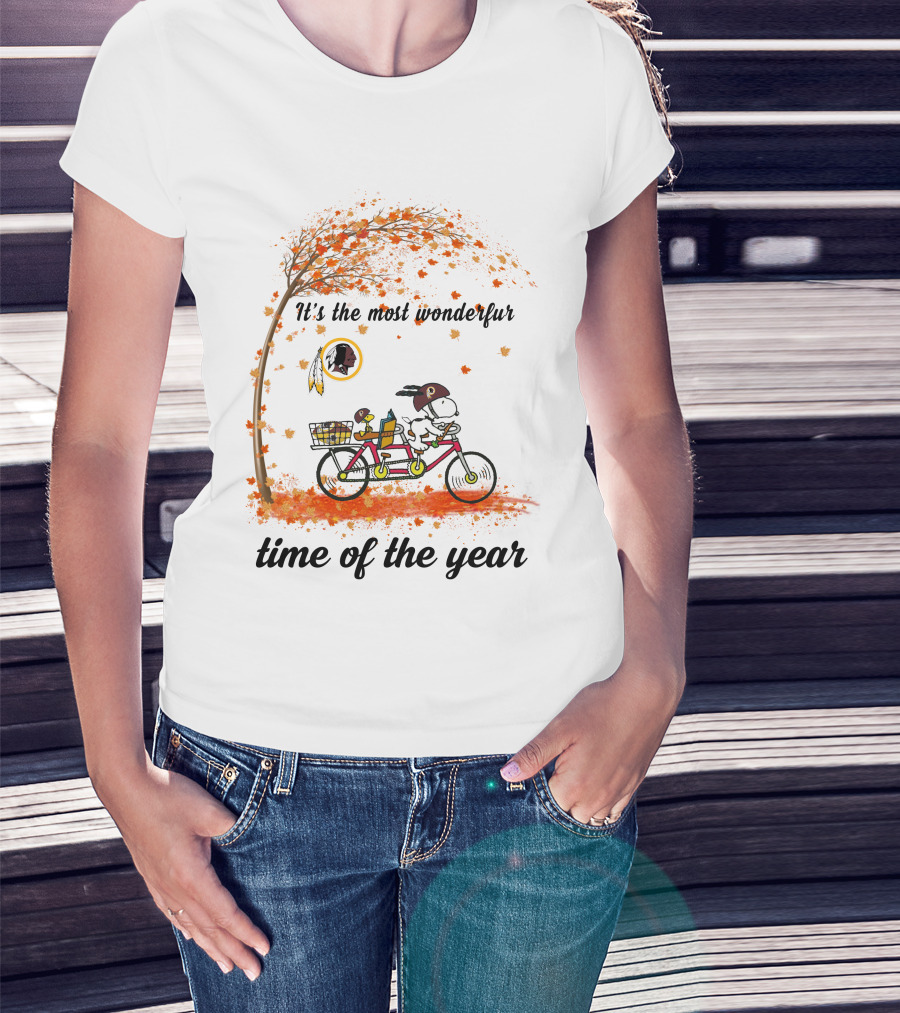 It's The Most Wonderful Time Of The Year Washington Redskins Autumn Leaves Bicycle Snoopy Woodstock T-Shirt