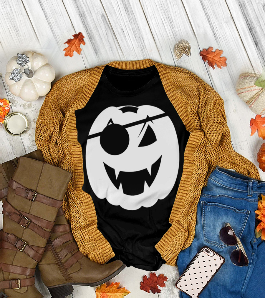 Pumpkin Pirate Eyepatch Jack-O'-Lantern Halloween T-Shirt