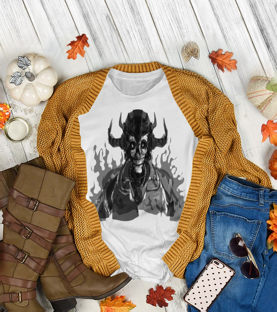 Death Skletten Man Shadowy Horned Skull with Fiery Background T-Shirt