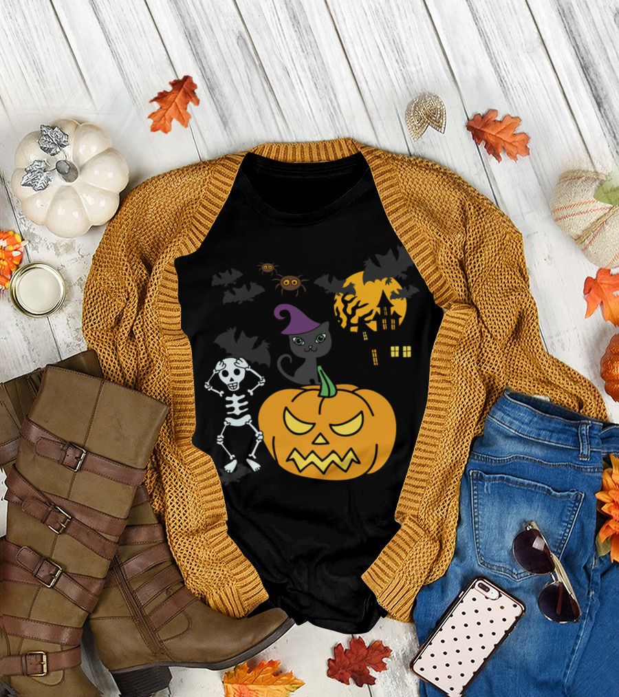 Frightful Fun Halloween Skeleton Jack-o'-Lantern Haunted House Black Cat and Spiders T-Shirt