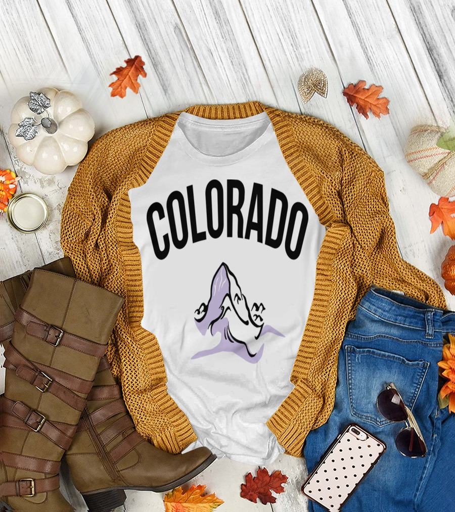 Colorado Peaks Abstract Mountain Emblem T-Shirt