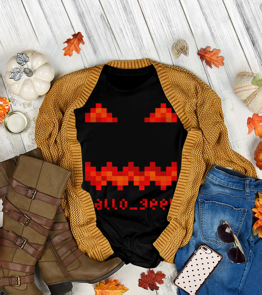 hallo geek 8bit pixel pumpkin face T-Shirt