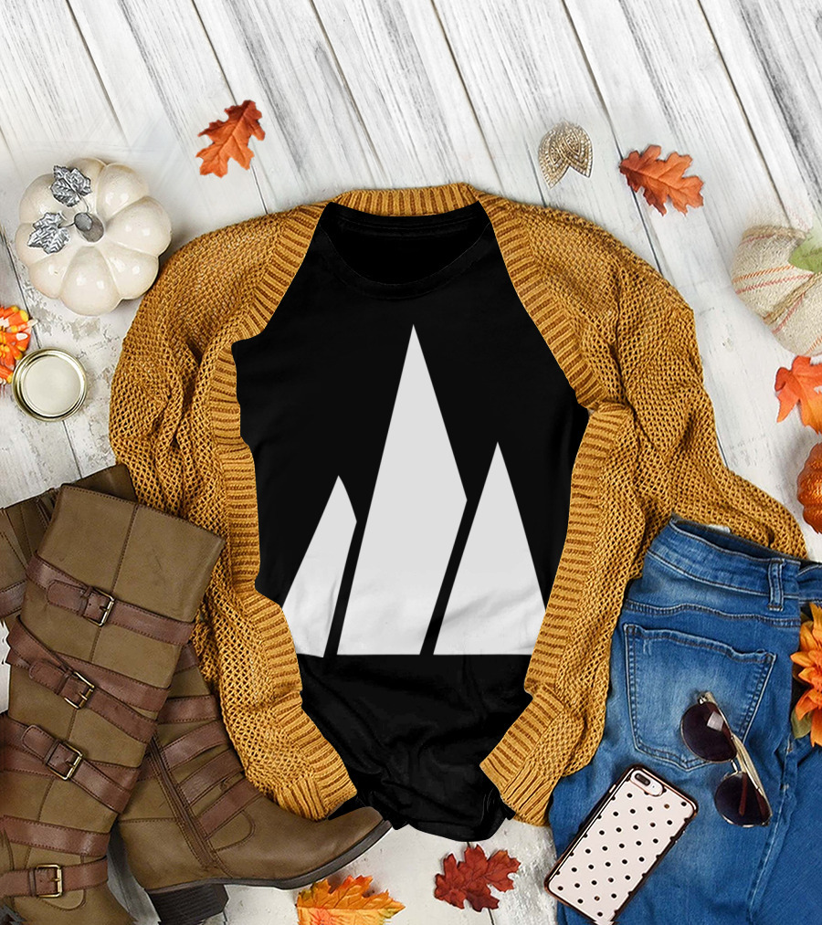 Basic Mountains Minimalist Triangle Peaks T-Shirt