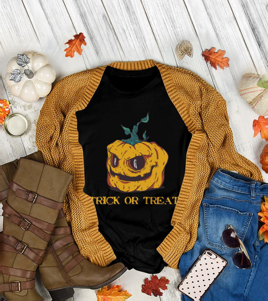 Trick or Treat Scary Pumpkin Halloween T-Shirt
