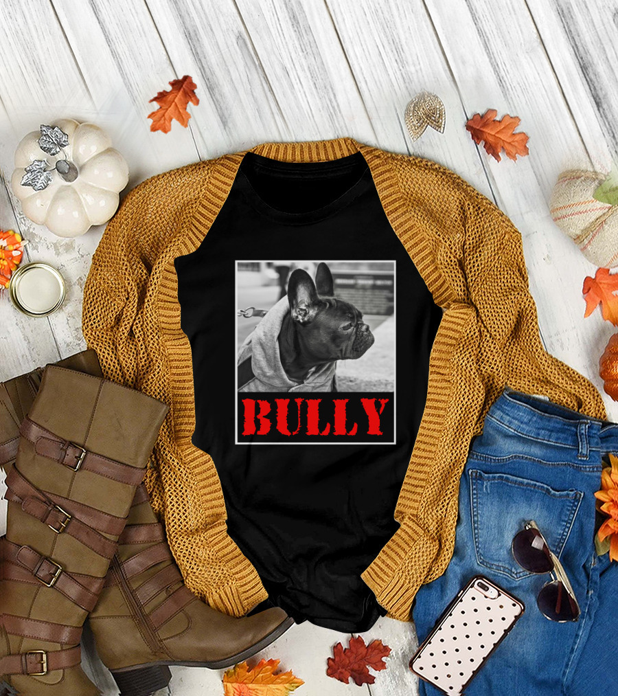 Bully Bulldog in T-Shirt