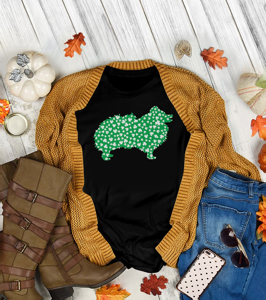 Pomeranian Shamrock Pattern St Patrick Day Pet Lovers T-Shirt