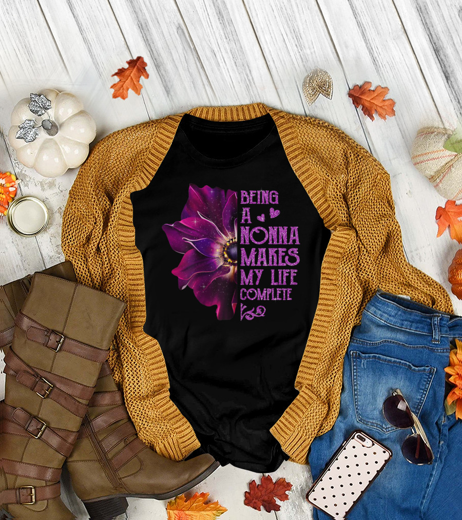 Being a Nonna Makes My Life Complete Anemone Flower T-Shirt