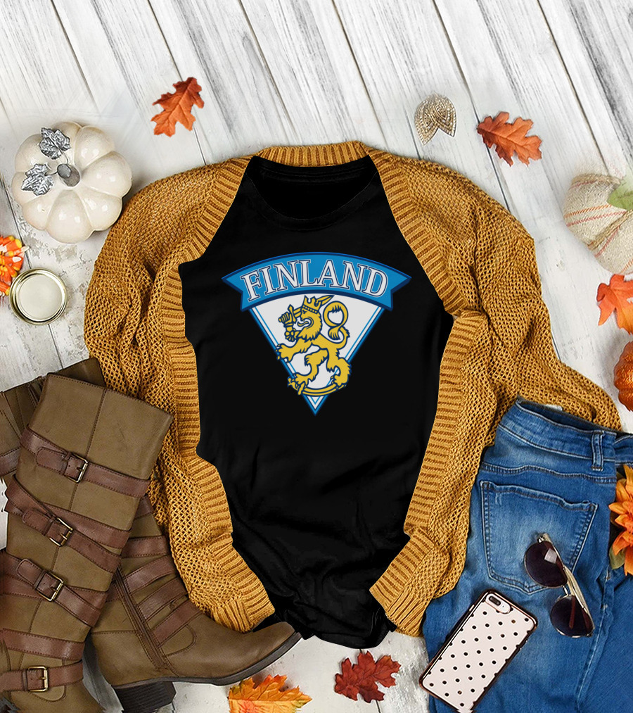 Finland Blue and Yellow Lion Emblem Suomi Finnish Travel Souvenir T-Shirt
