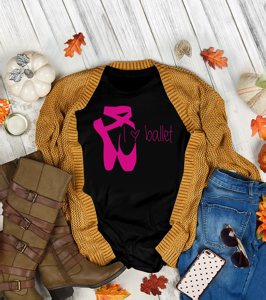 I Love Ballet Pink Pointe Shoes T-Shirt