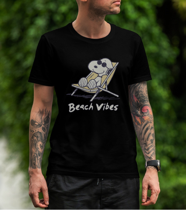 Peanuts Snoopy Relaxing Beach Vibes T-Shirt