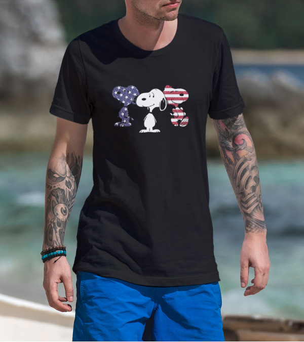 Snoopy American Flag 4th Of July Patriotic Peanuts T-Shirt