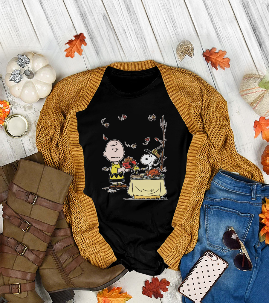 Charlie Brown Thanksgiving with Snoopy and Woodstock Feast T-Shirt