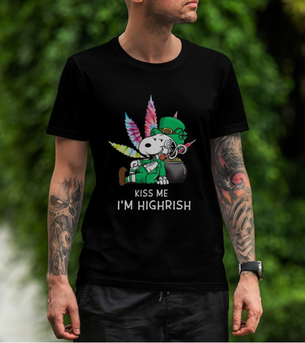 Kiss Me I'm Highrish Snoopy With Leprechaun Hat And Cannabis Leaves T-Shirt