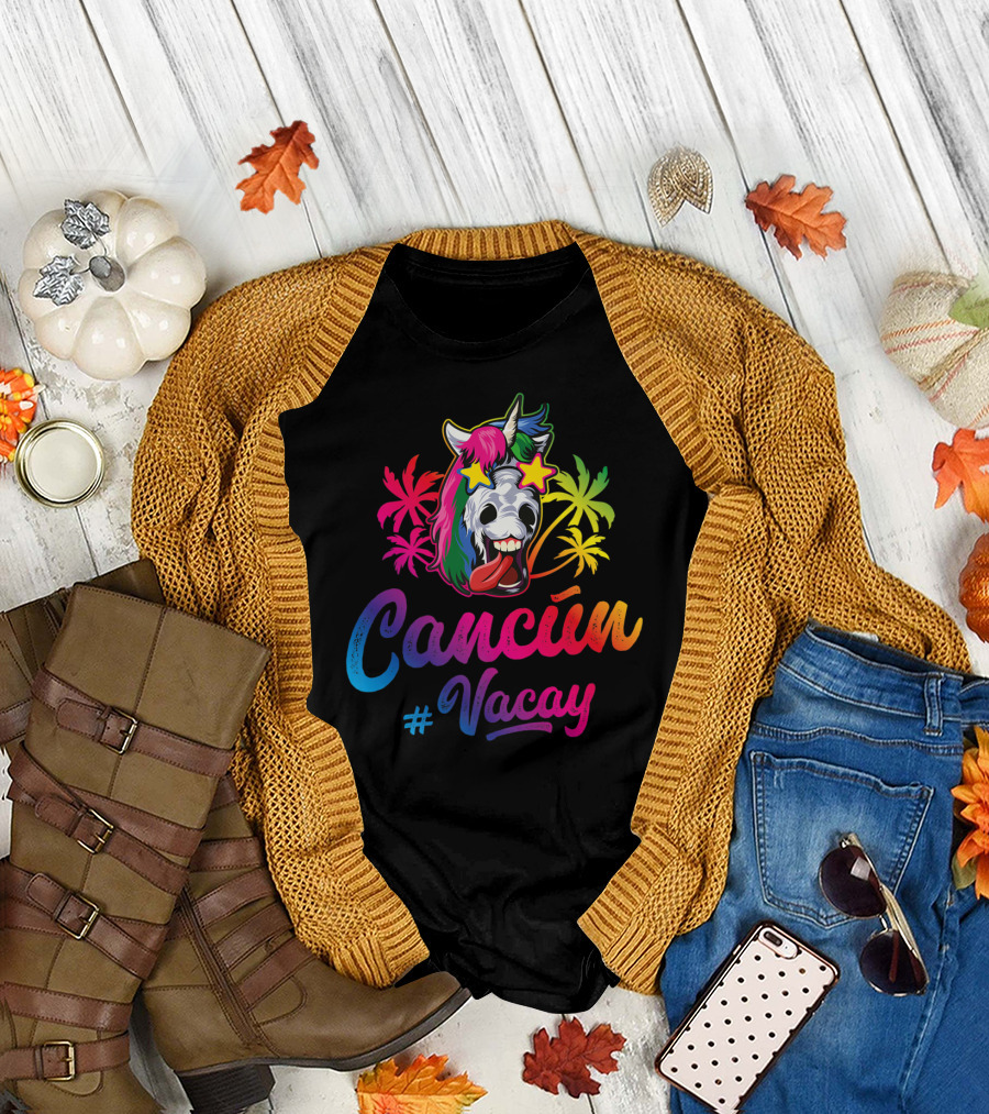 Cancún Unicorn Vacay Party Palm Tree Fun T-Shirt