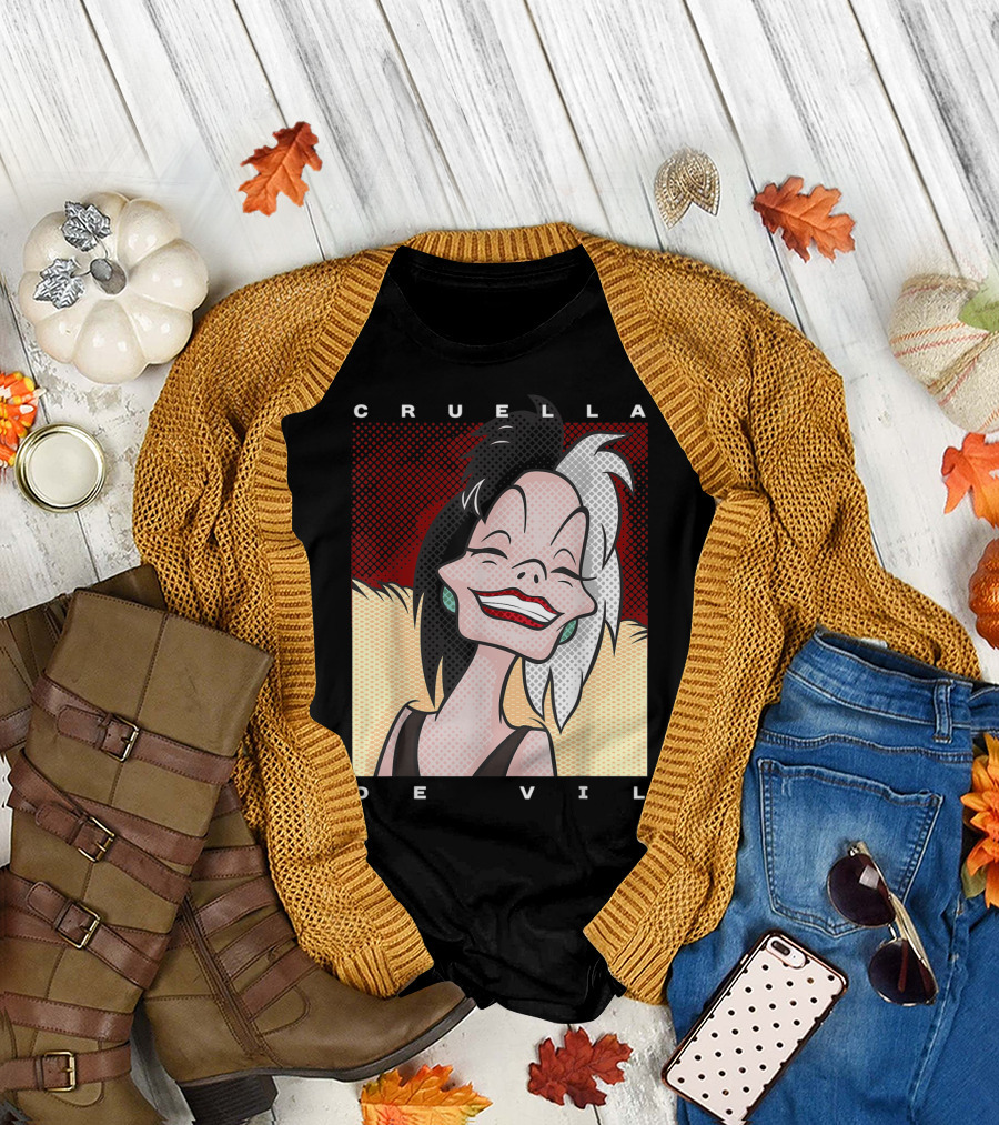 Cruella De Vil Disney Dalmatians Smile T-Shirt
