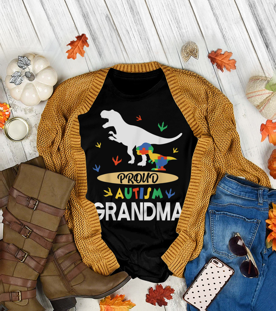 Proud Autism Grandma Dinosaur Puzzle Footprints T-Shirt