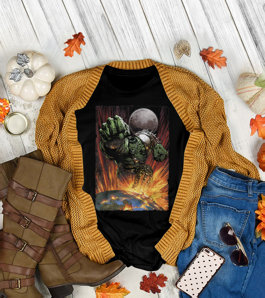 Marvel Hulk Planet Smash Space Fist Moon Explosion T-Shirt