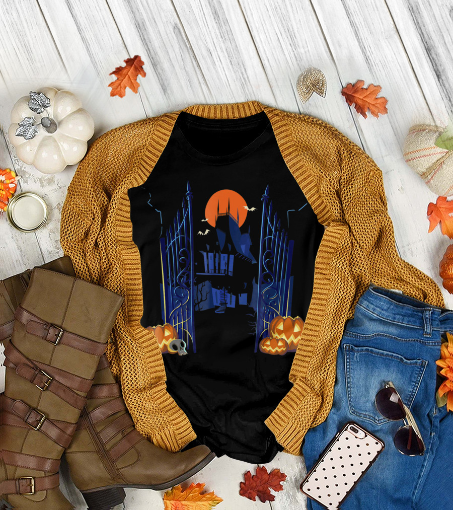 Enter the Haunted Mansion Scary Halloween Night with Pumpkins and Gate T-Shirt