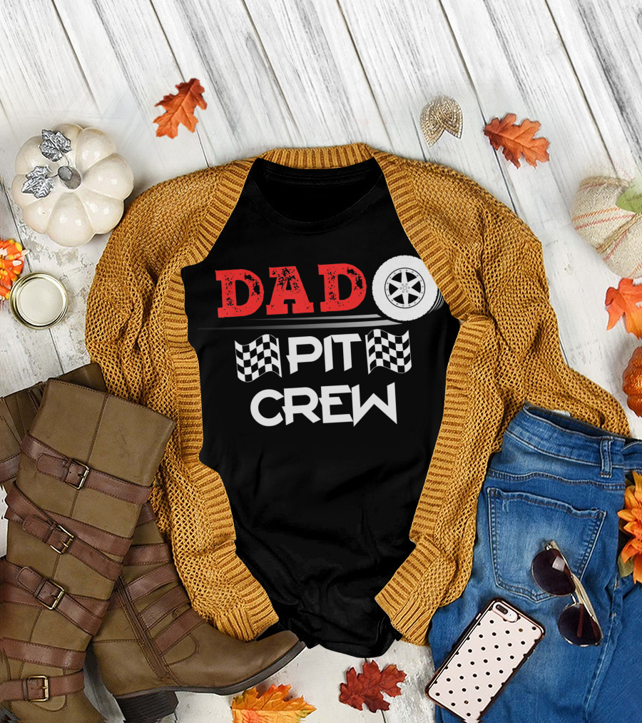 Dad Pit Crew Car Racing with Checkered Flags and Tire Wheel T-Shirt