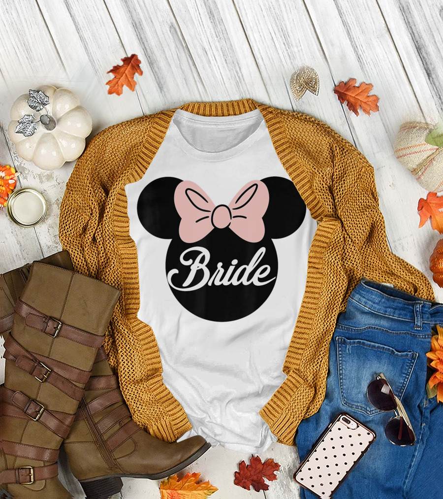 Disney Bridal Minnie Bride Bow Ears Bride T-Shirt