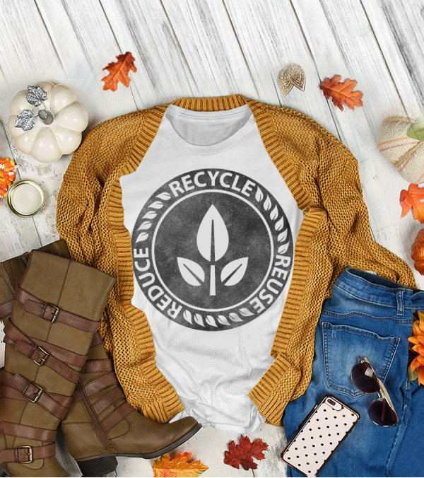 Disney Pixar Wall E Reduce Recycle Reuse Leaf Emblem T-Shirt