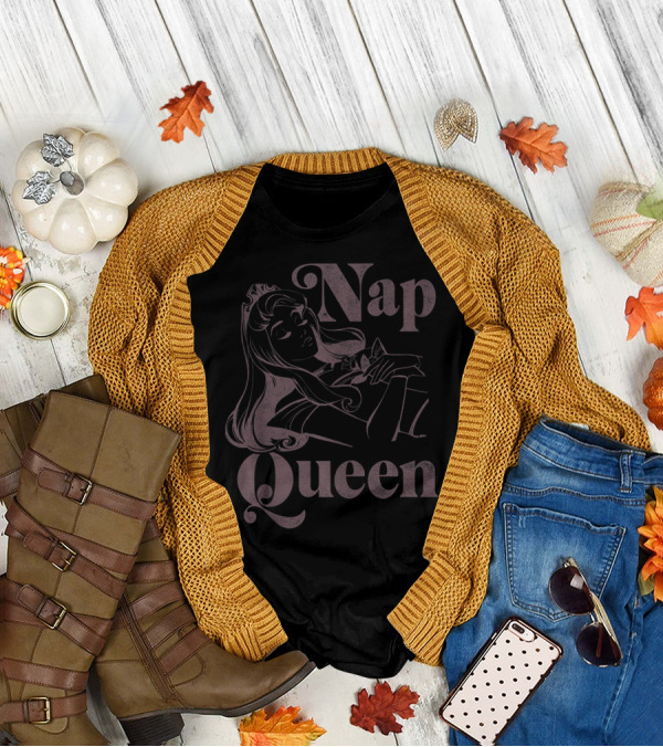 Disney Sleeping Beauty Aurora Nap Queen 7K T-Shirt