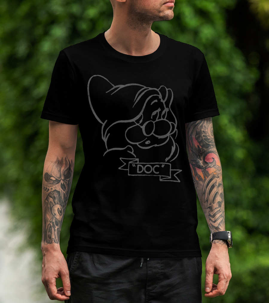 Disney Snow White Doc Big Face Line T-Shirt