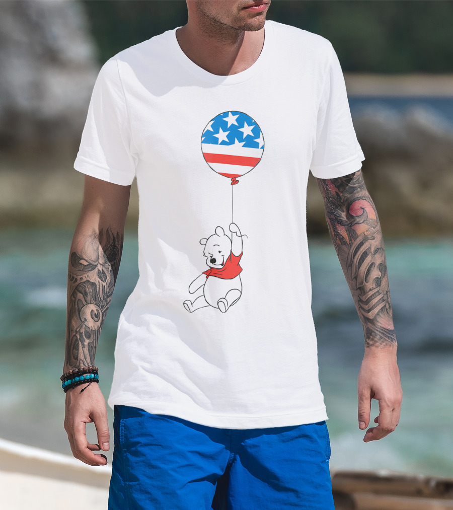 Disney USA Stars And Stripes Balloon Winnie The Pooh Bear 7Q T-Shirt