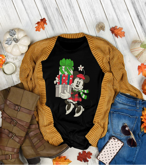Vintage Minnie Mouse Holiday Presents Disney T-Shirt