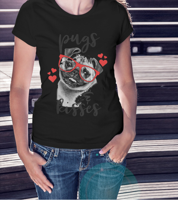 Pugs And Kisses Red Glasses Cute Pug With Red Hearts Valentines T-Shirt