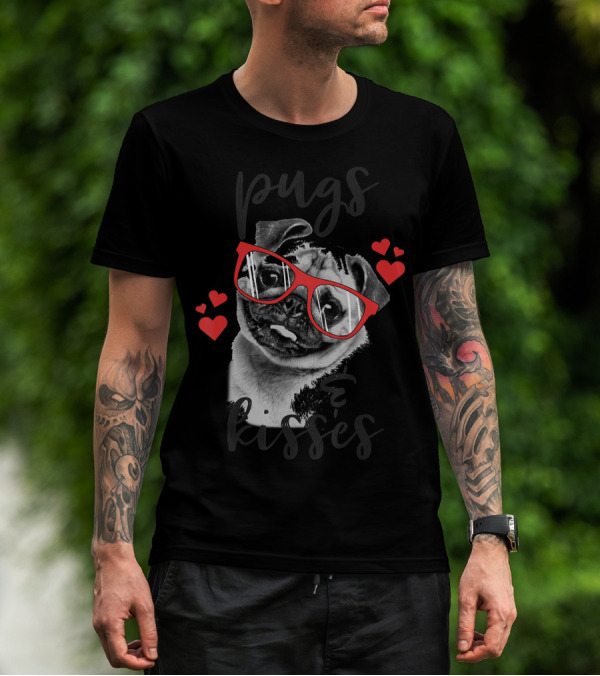 Pugs And Kisses Red Glasses Cute Pug With Red Hearts Valentines T-Shirt