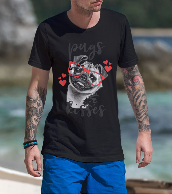 Pugs And Kisses Red Glasses Cute Pug With Red Hearts Valentines T-Shirt