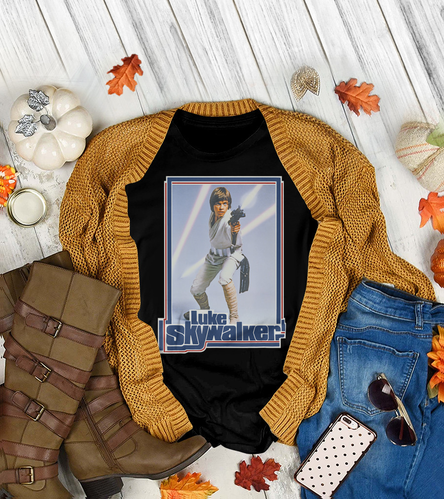 Star Wars Luke Skywalker 1970s Style Retro Laser Blaster Image T-Shirt